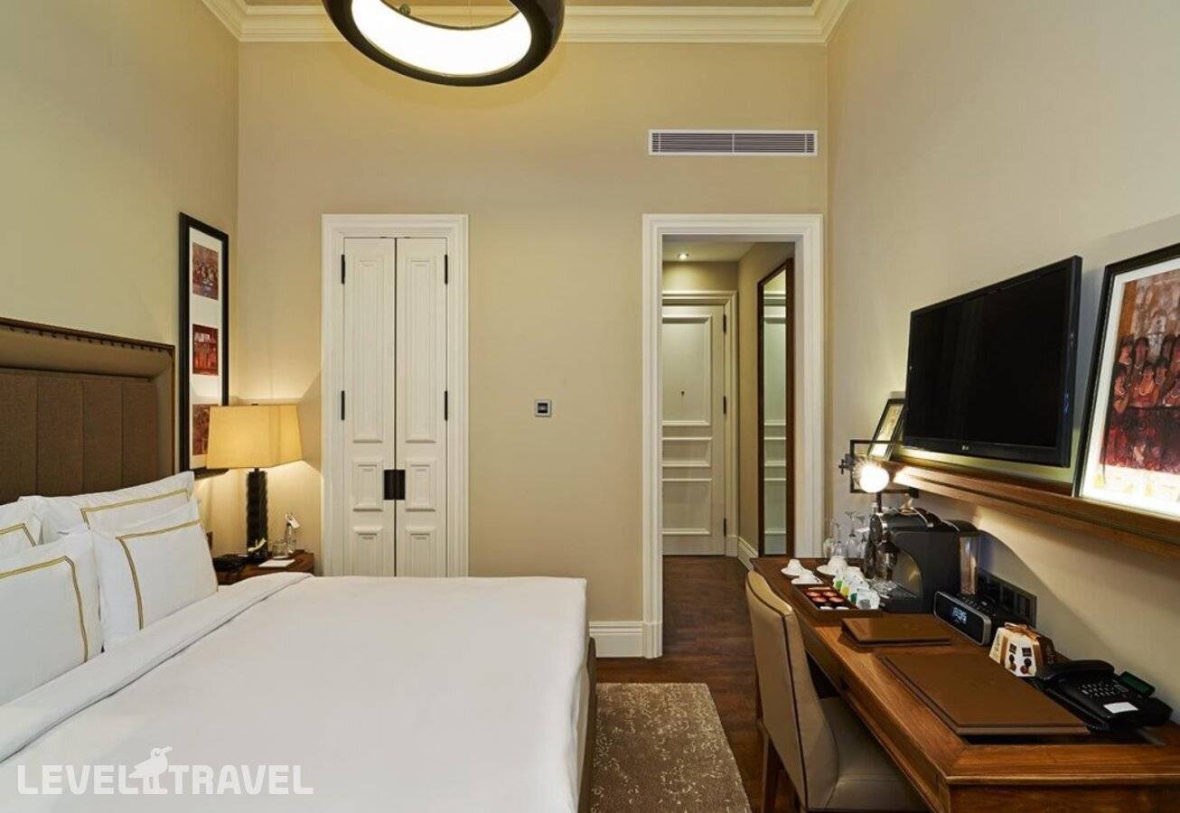 фотографии отеля The Bank Hotel Istanbul, a Member of Design Hotels - Special Class в Турция(Каракёй) - фото №23