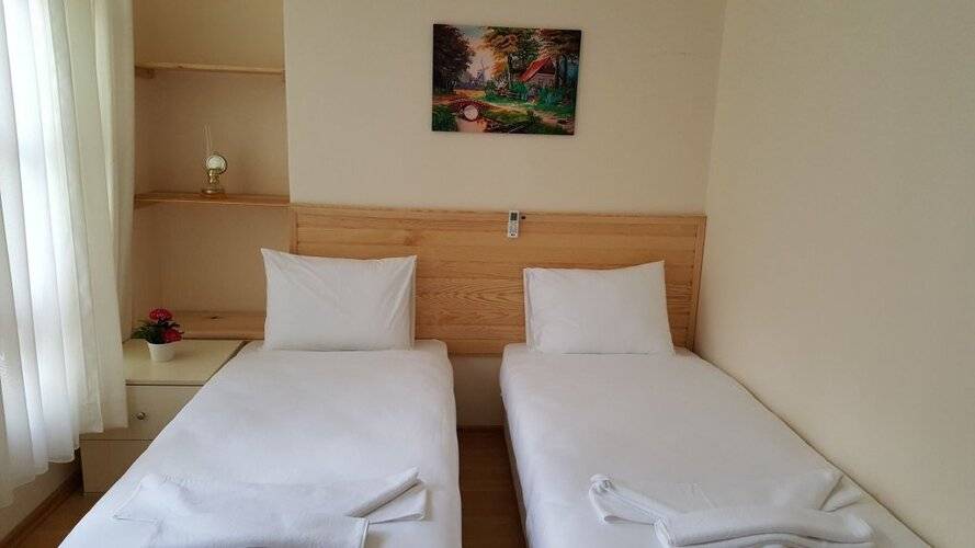Otantik Guest House
