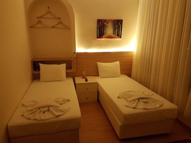 Otantik Guest House