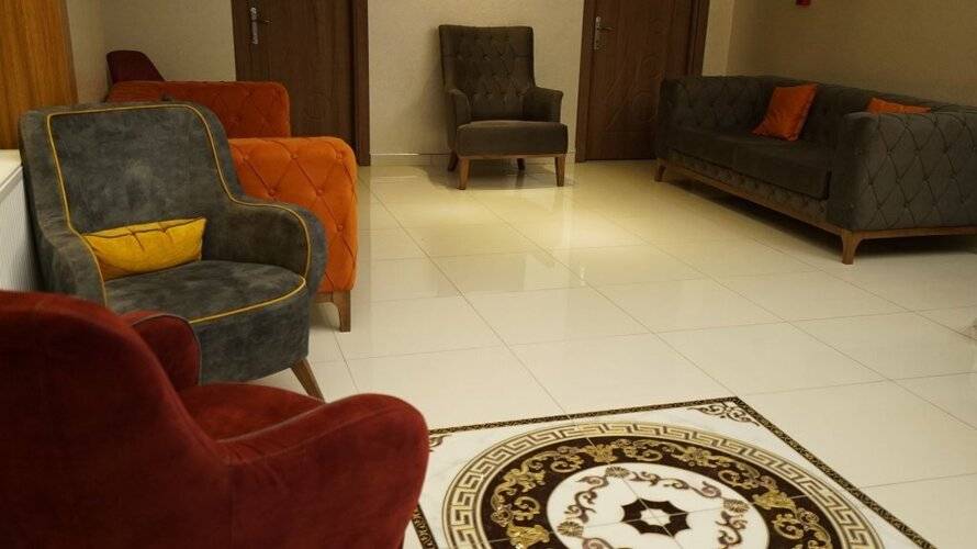 Rays Hotel