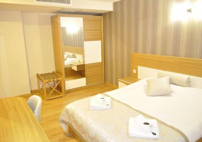 Shah Inn Hotel