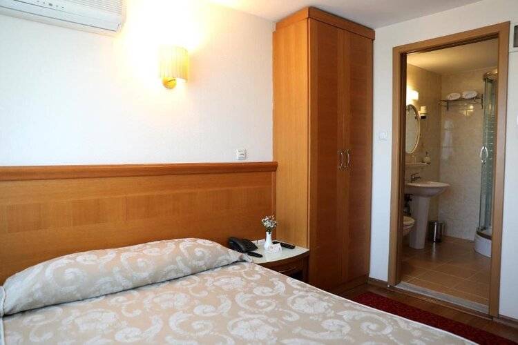Yavuz Otel
