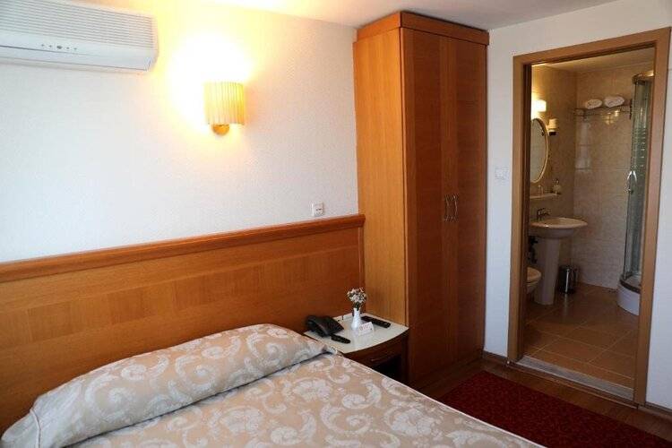 Yavuz Otel