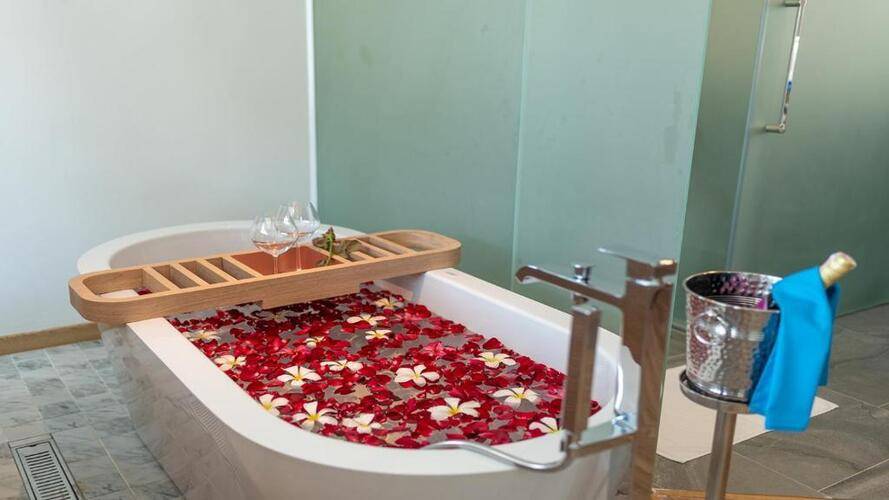 Infinity Aonang Krabi Villa & Hotel