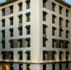 $item['hotel']['name']