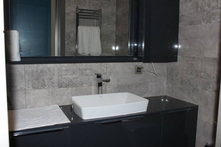 Agora Suites