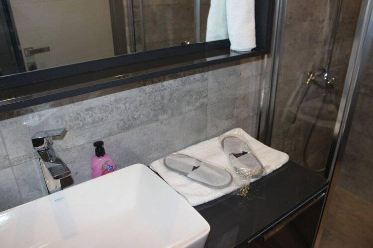 Agora Suites