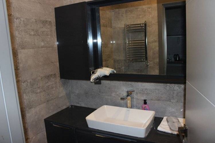 Agora Suites