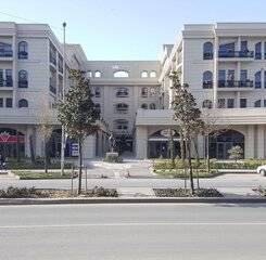 $item['hotel']['name']
