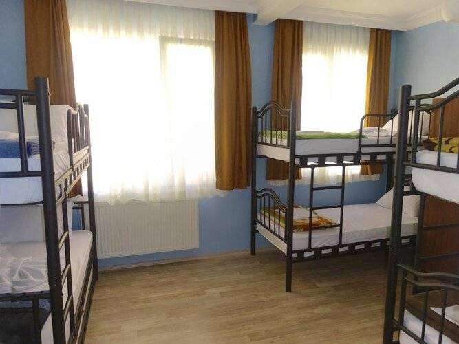 Avrasya Hostel