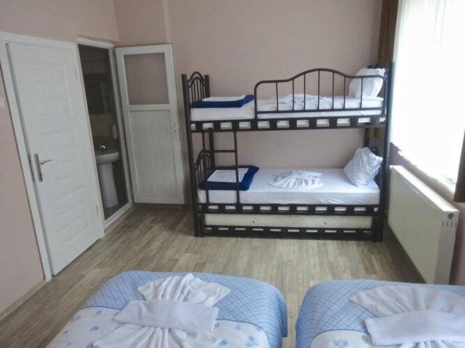 Avrasya Hostel