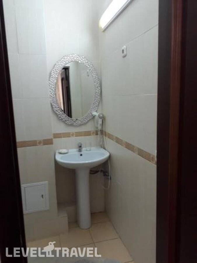 Изображение отеля 8