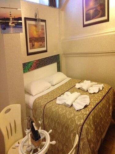 Ayroom