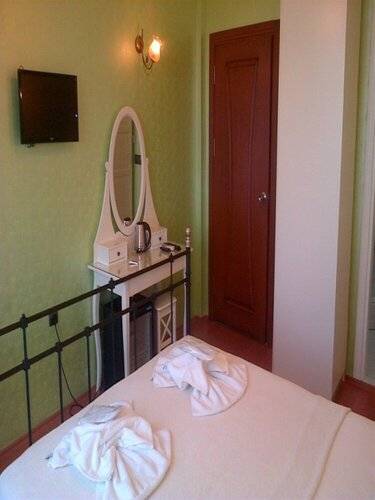 Ayroom