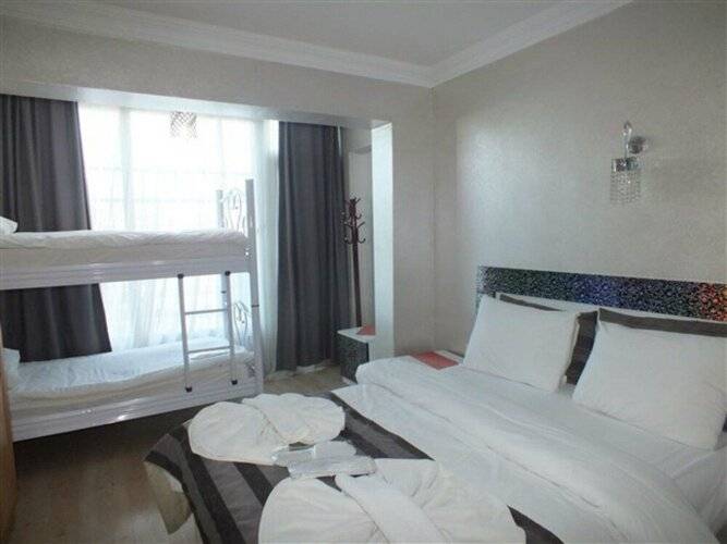 Ayroom