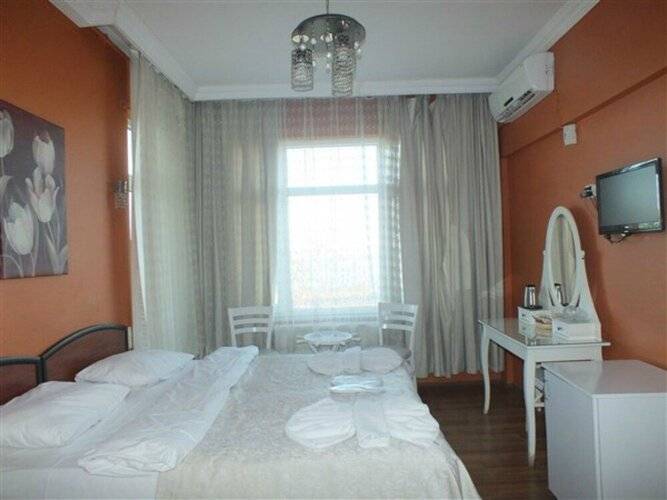 Ayroom