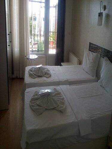 Ayroom