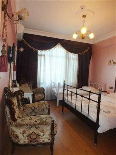 Ayroom