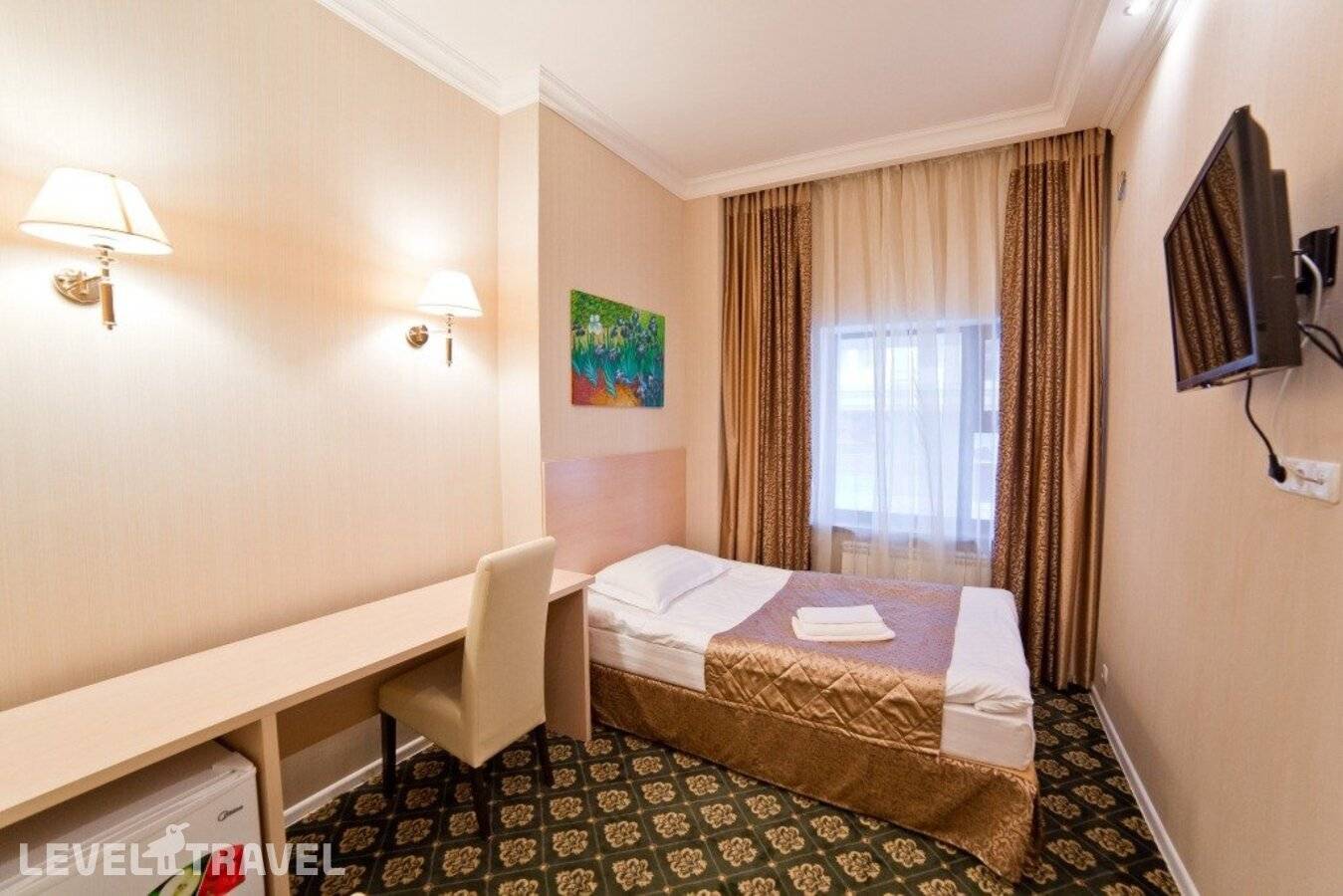 Изображение отеля 8