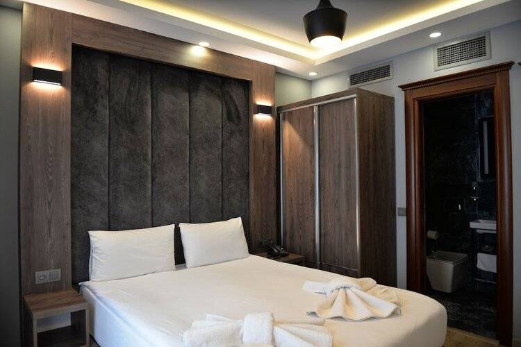 Basilissis Hotel