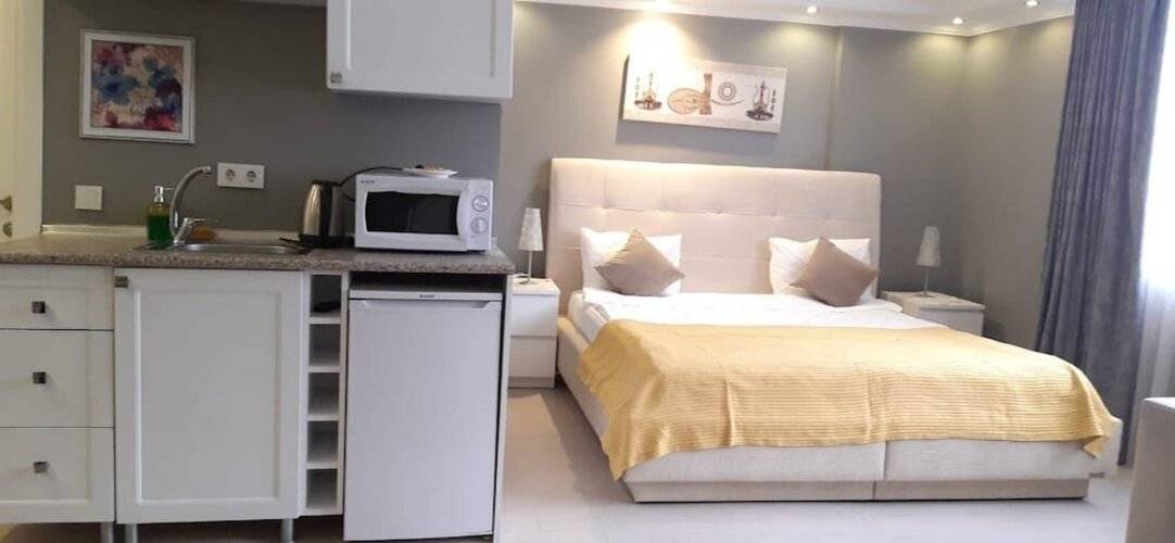Galata Port Flat Company