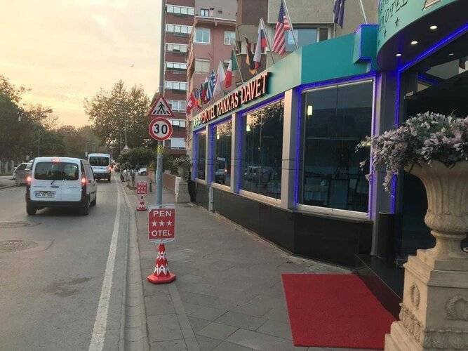 Pen Hotel