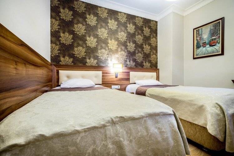 My Rose Hotel