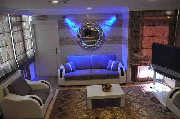 Holiday Business Otel