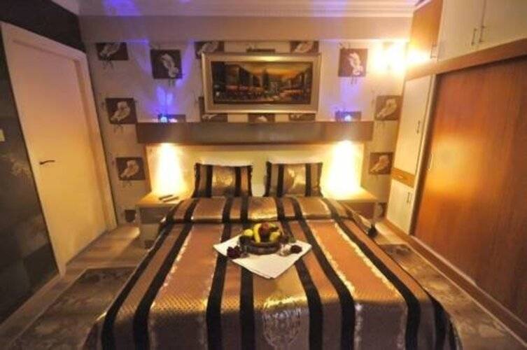 Holiday Business Otel