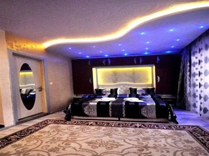 Holiday Business Otel