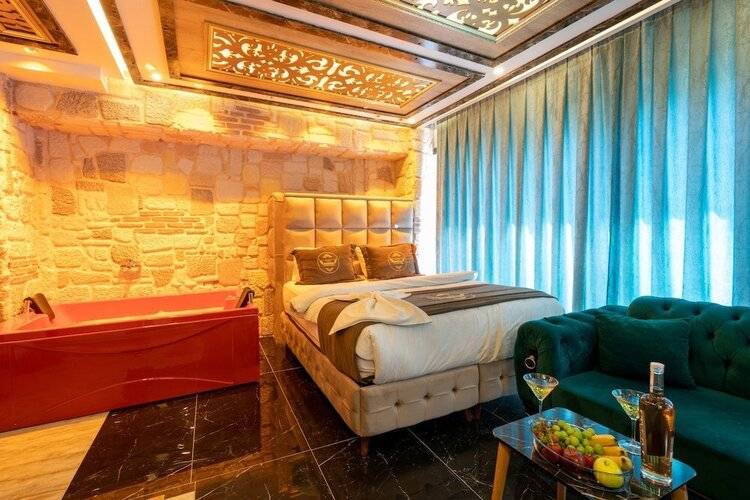 Holiday Business Otel