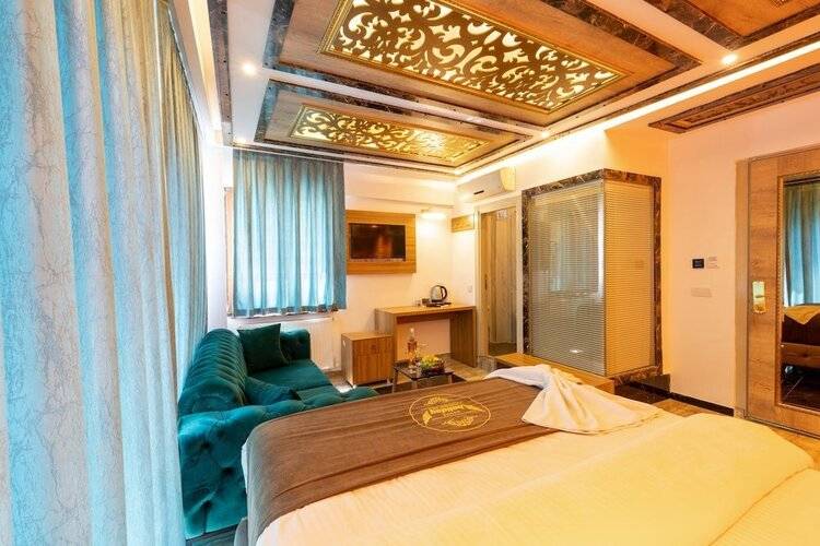 Holiday Business Otel