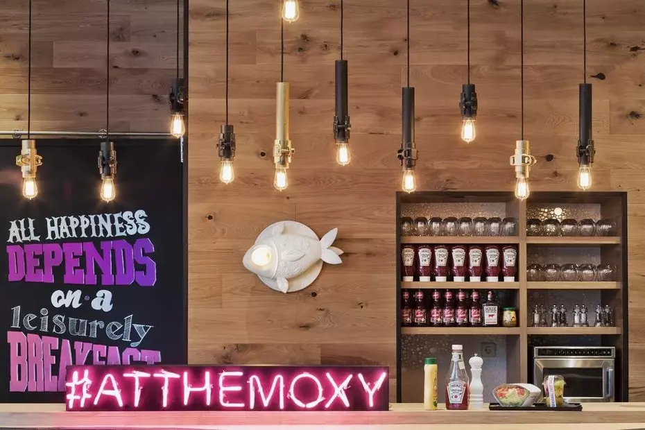 Moxy