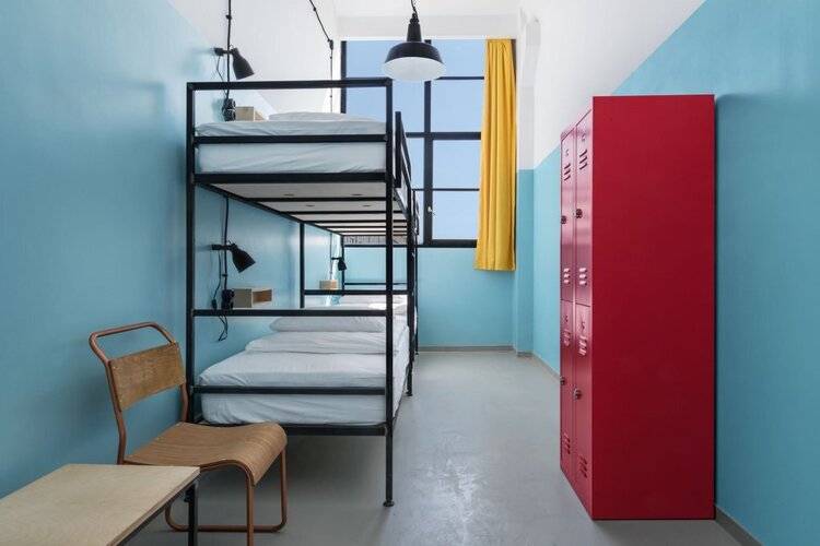 Fabrika Hostel & Suites