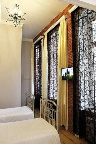 Old Tbilisi Rooms 38