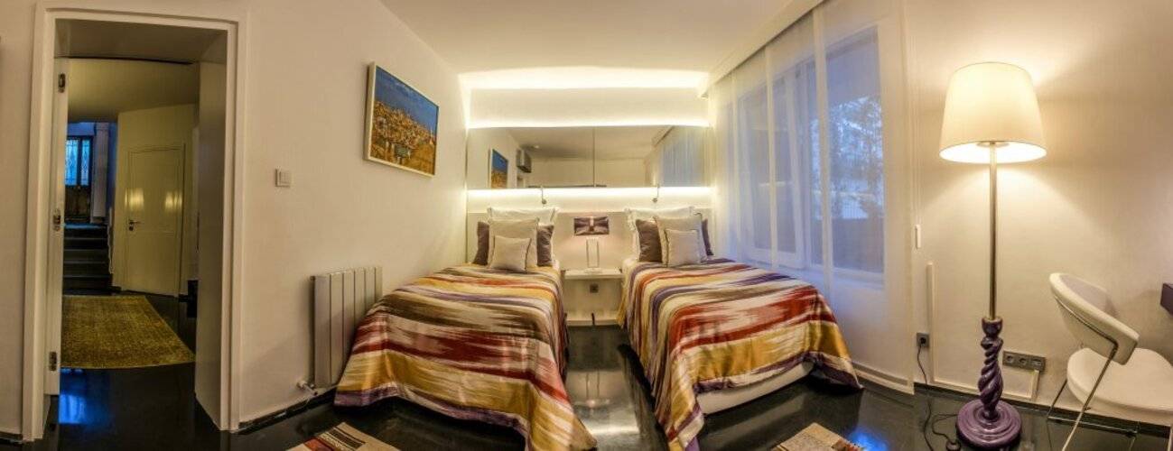 Апартаменты İstanbul irini sea view house