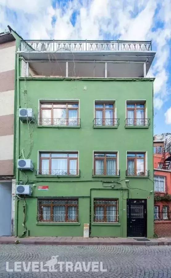 Green Life Apart Hotel
