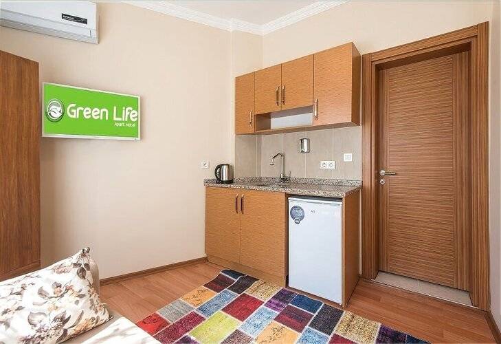 Green Life Apart Hotel