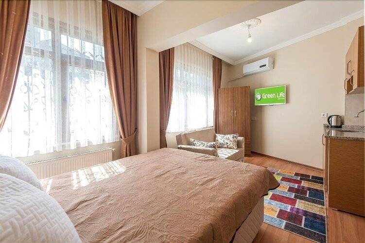 Green Life Apart Hotel