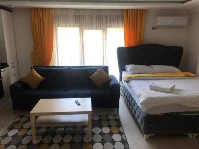 Luxx Suite