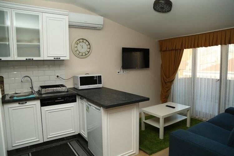 Luxx Suite