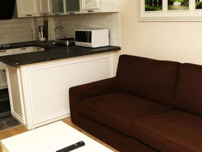 Luxx Suite