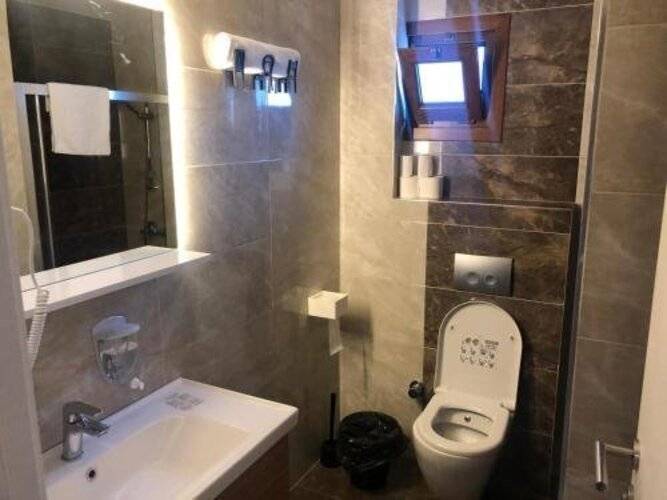 Luxx Suite