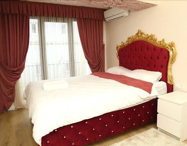 Luxx Suite
