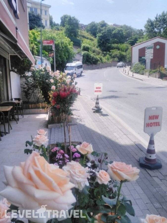 Изображение отеля 8