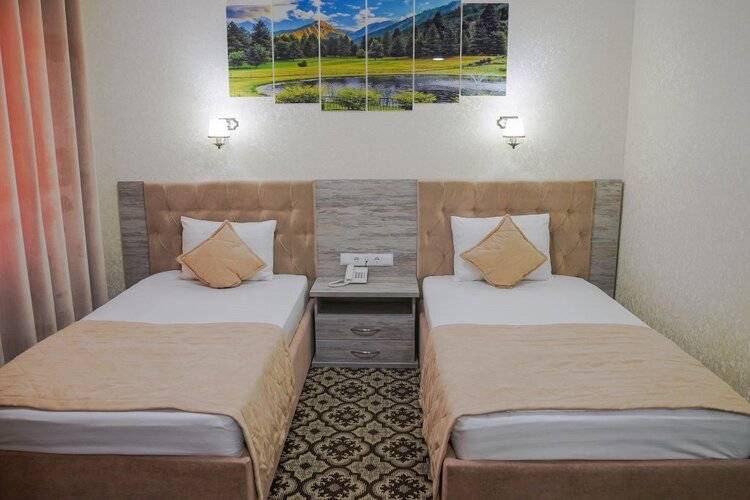 Level Hotel