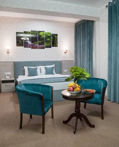 Level Hotel