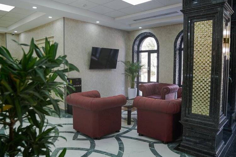 Level Hotel