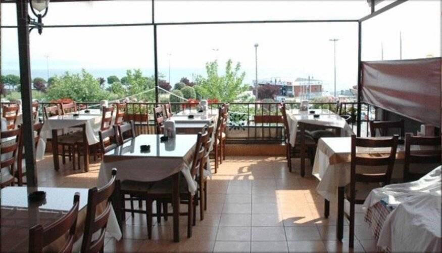Grand Lion Hotel