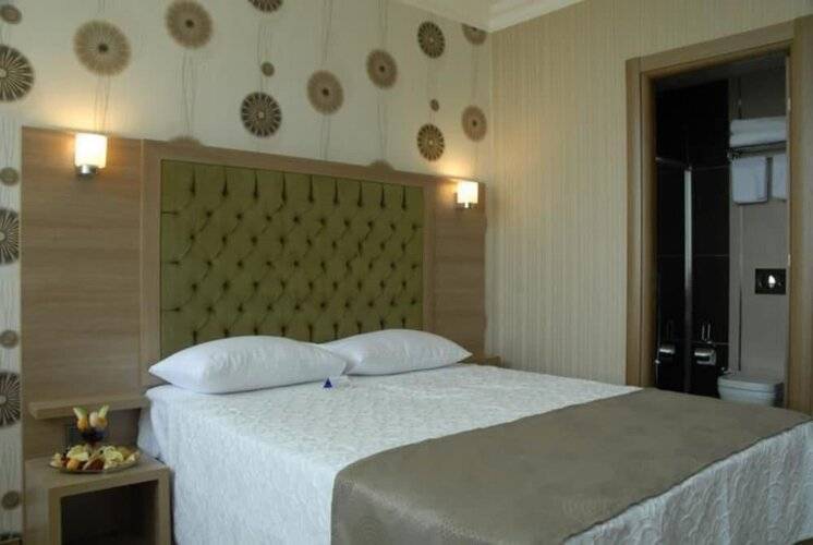 Lounge Boutique Hotel